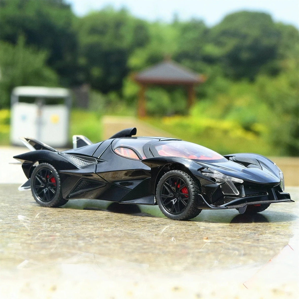 Apollo 2022 Project Evo zwart 1:24 – diecast displaymodel