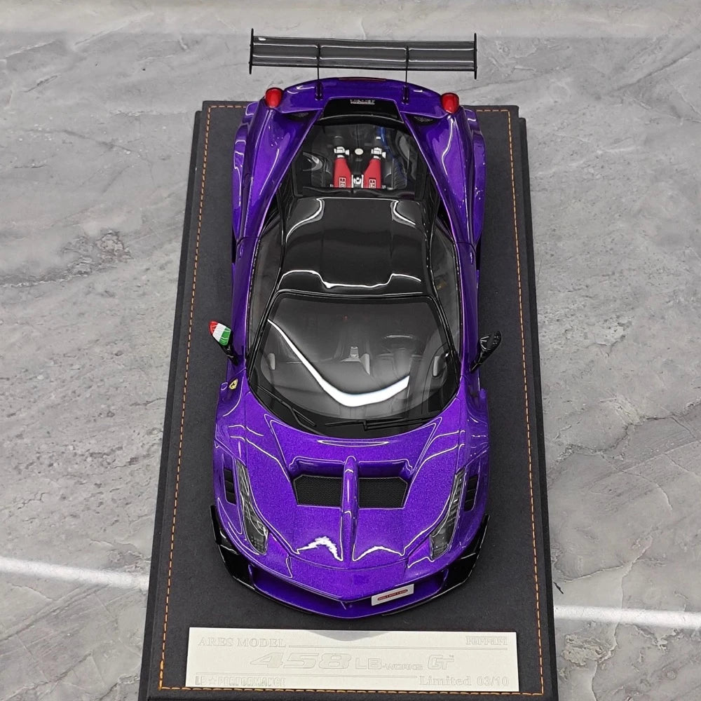 [Ares modello] 1:18 Ferrari 2010 458 GT Widebody viola modellino di auto resina