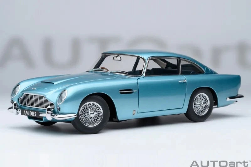 [AutoArt] 1:18 Aston Martin 1963 DB5 Blue Model Car Die-Cast