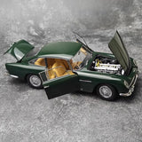 [AutoArt] 1:18 Aston Martin 1963 DB5 Green Model Car Die-Cast