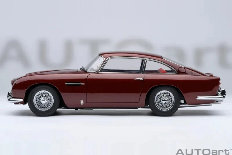 [AutoArt] 1:18 Aston Martin 1963 DB5 Magenta Model Car Die-Cast