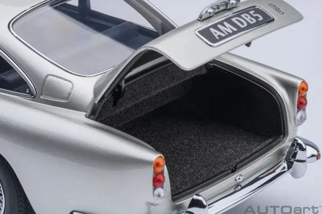[AutoArt] 1:18 Aston Martin 1963 DB5 Silver Model Car Die-Cast