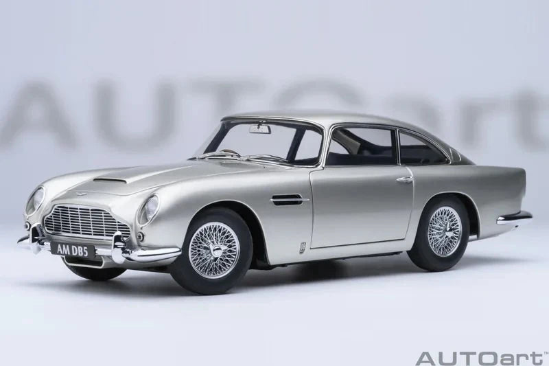 [AutoArt] 1:18 Aston Martin 1963 DB5 Silver Model Car Die-Cast