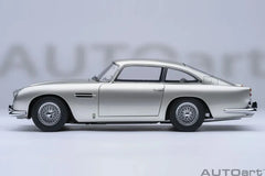 [AutoArt] 1:18 Aston Martin 1963 DB5 Silver Model Car Die-Cast