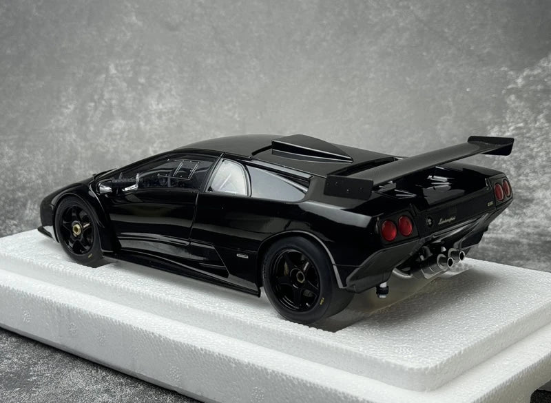[AutoArt] 1:18 Lamborghini 2000 Diablo GTR Black Model Car Die-Cast
