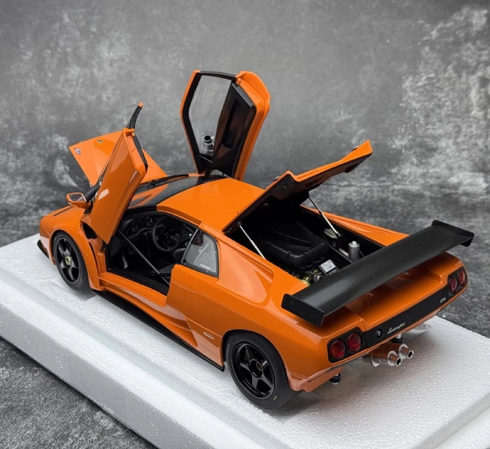 [AutoArt] 1:18 Lamborghini 2000 Diablo GTR Orange Model Car Die-Cast