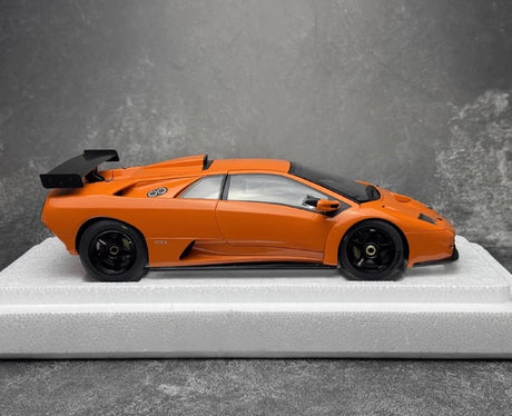 [AutoArt] 1:18 Lamborghini 2000 Diablo GTR Orange Model Car Die-Cast