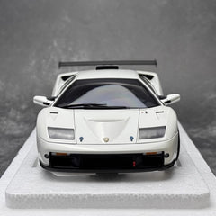 [AutoArt] 1:18 Lamborghini 2000 Diablo GTR White Model Car Die-Cast