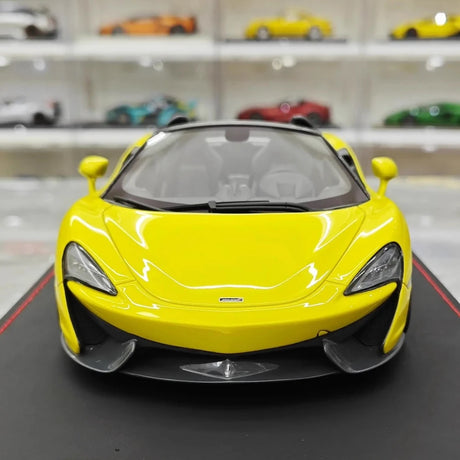 [AutoArt] 1:18 McLaren 2017 570S Spider Yellow Model Car Resin