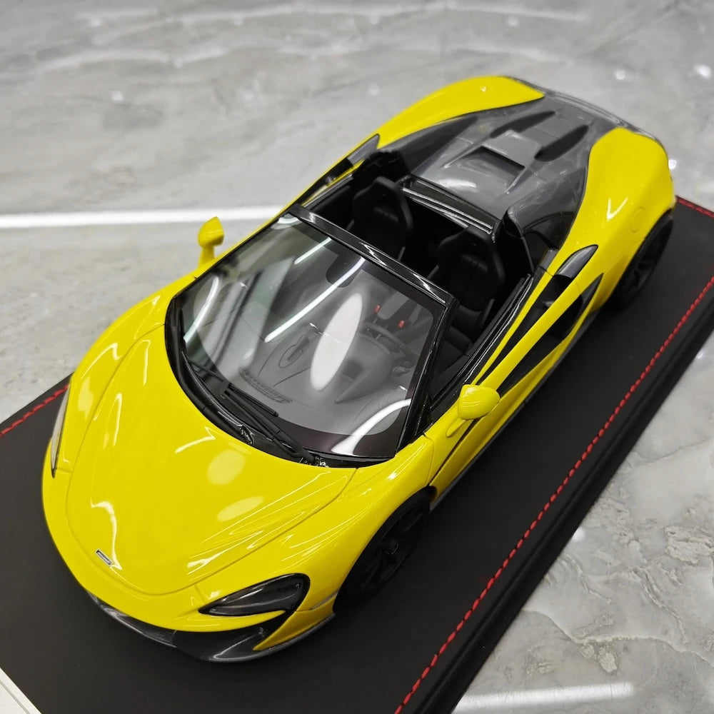 [AutoArt] 1:18 McLaren 2017 570S Spider Yellow Model Car Resin