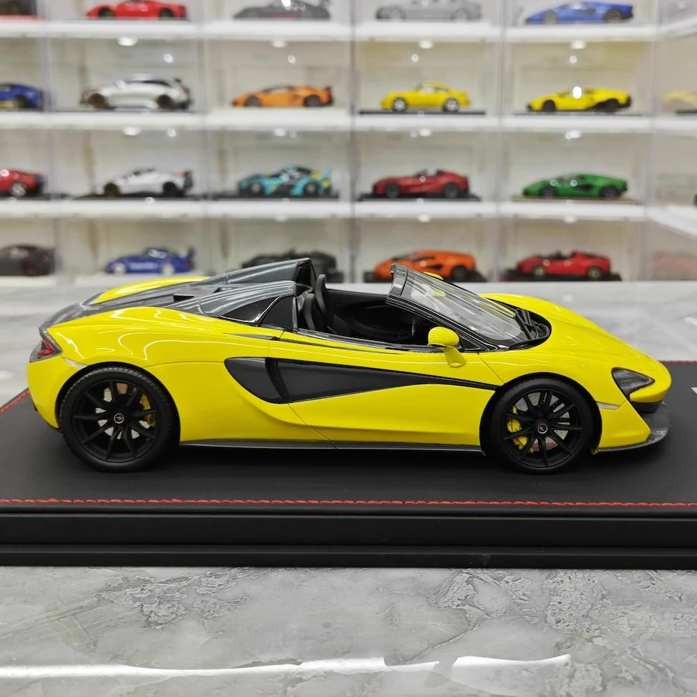 [AutoArt] 1:18 McLaren 2017 570S Spider Yellow Model Car Resin