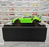 [Davis & Giovanni] 1:18 Porsche 2018 911 GT2 RS Weissach Package Green Model Car Resin