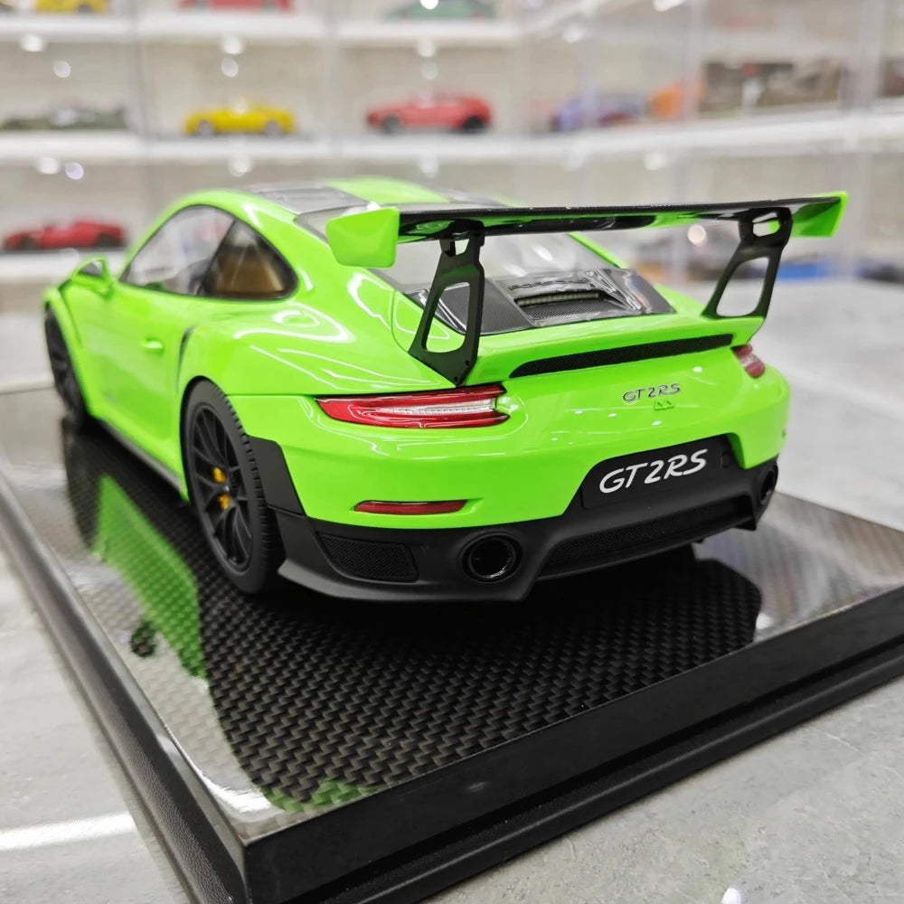 [Davis & Giovanni] 1:18 Porsche 2018 911 GT2 RS Weissach Package Green Model Car Resin