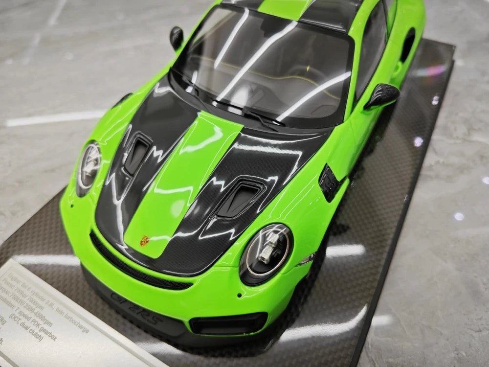 [Davis & Giovanni] 1:18 Porsche 2018 911 GT2 RS Weissach Package Green Model Car Resin