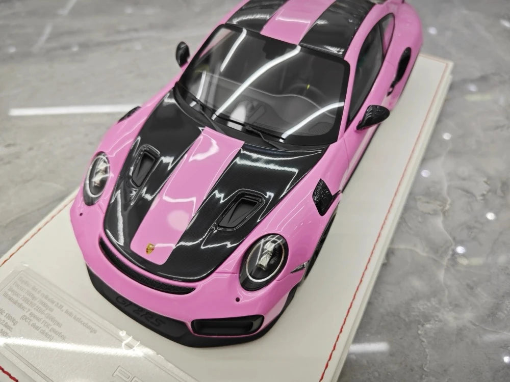 [Davis & Giovanni] 1:18 Porsche 2018 911 GT2 RS Weissach Package Pink Model Car Resin