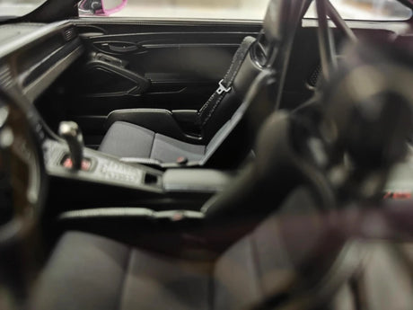 [Davis & Giovanni] 1:18 Porsche 2018 911 GT2 RS Weissach Package rose voiture miniature Resin