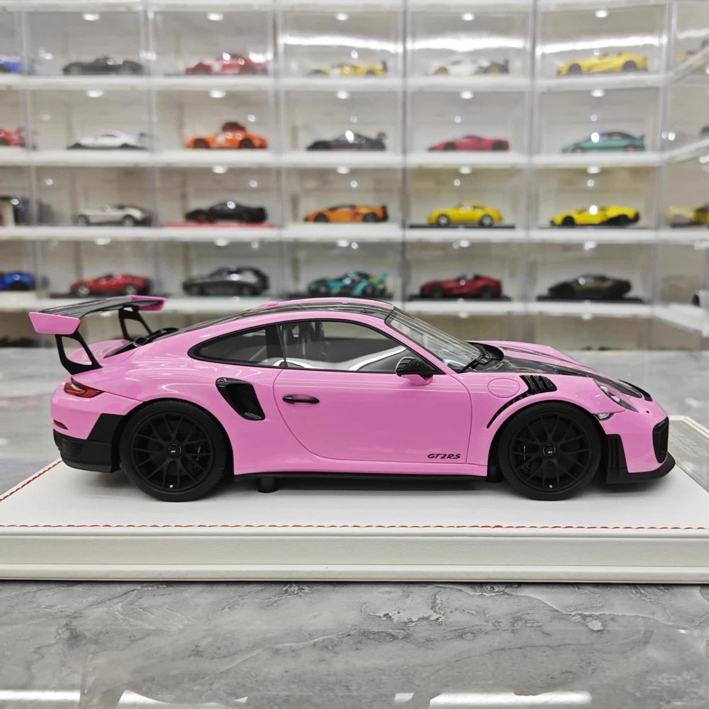 [Davis & Giovanni] 1:18 Porsche 2018 911 GT2 RS Weissach Package Pink Model Car Resin