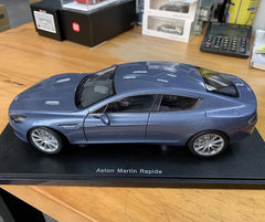 [AutoArt] 1:18 Aston Martin 2010 Rapide Blue Model Car Die-Cast