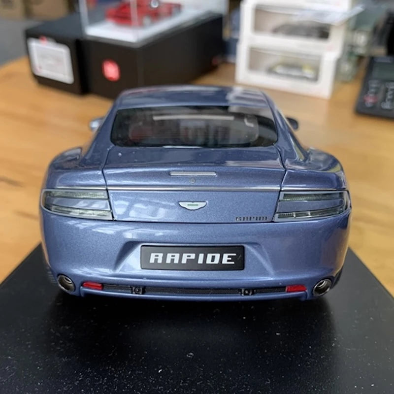 [AutoArt] 1:18 Aston Martin 2010 Rapide Blue Model Car Die-Cast