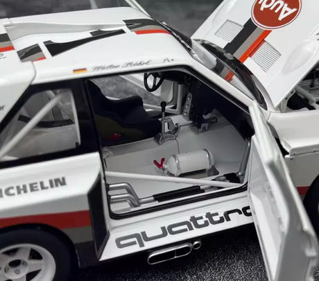 [AutoArt] 1:18 Audi 1987 Quattro S1 Pikes Peak Model Car Resin