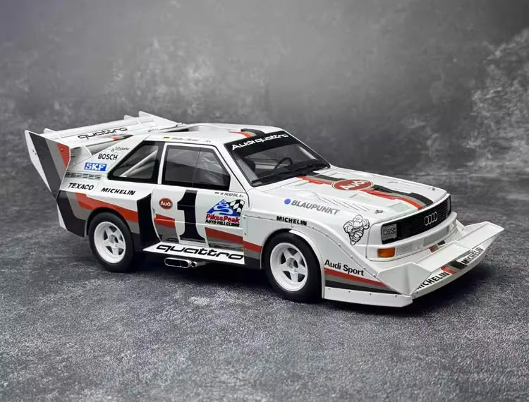 [AutoArt] 1:18 Audi 1987 Quattro S1 Pikes Peak modellino di auto resina
