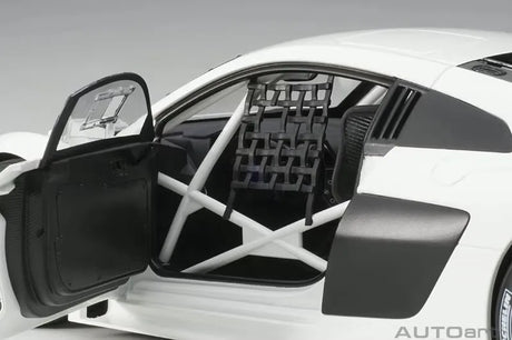 [AutoArt] 1:18 Audi 2017 R8 LMS Nurburgring 24h White Model Car Die-Cast