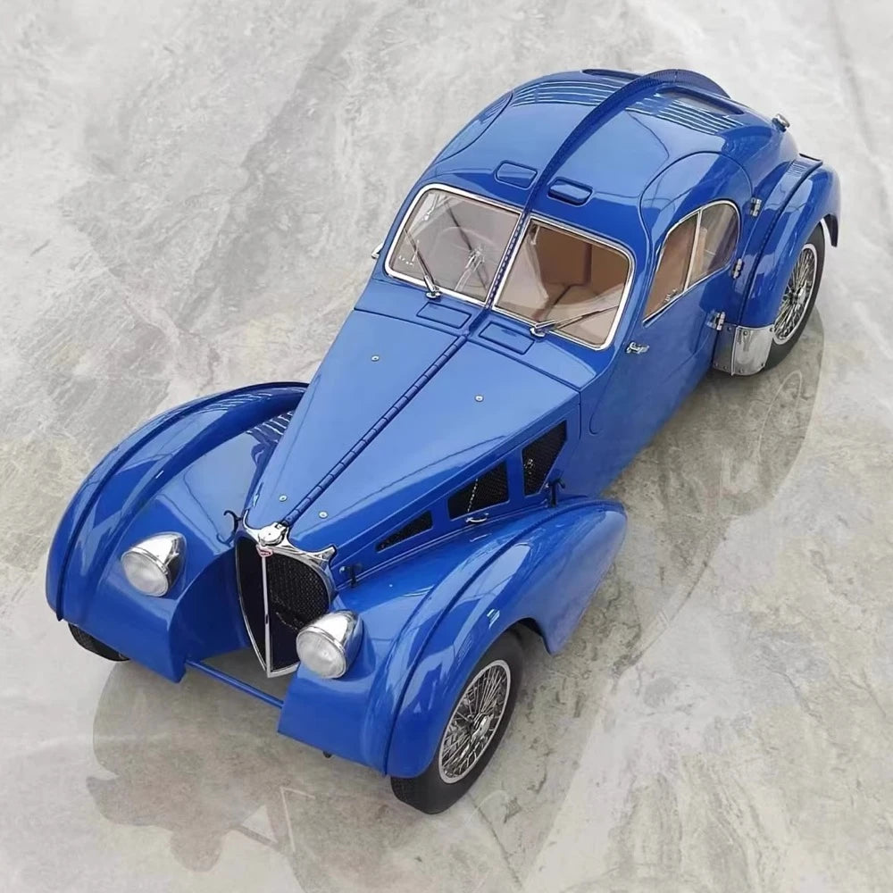 [AutoArt] 1:18 Bugatti 1936 Type 57S Atlantic blu modellino di auto Die-Cast