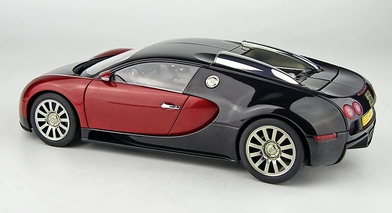 [AutoArt] 1:18 Bugatti 2005 Veyron EB 16.4 Red Model Car Die-Cast
