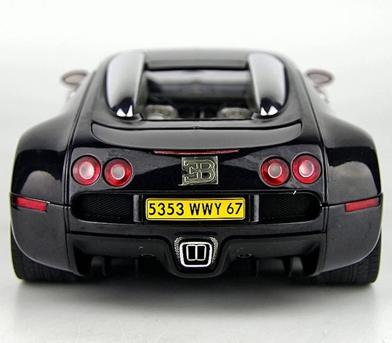 [AutoArt] 1:18 Bugatti 2005 Veyron EB 16.4 Red Model Car Die-Cast