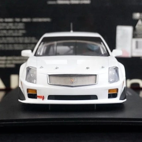 [Autoart] 1:18 Cadillac 2005 CTS-V White Model Car Resin