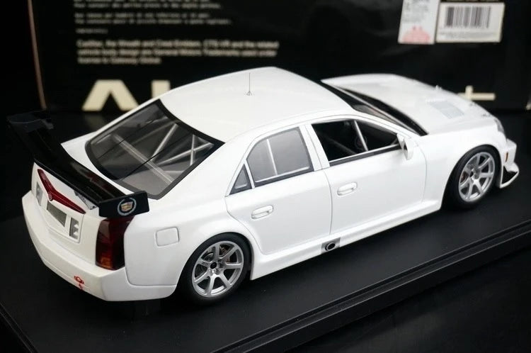 [Autoart] 1:18 Cadillac 2005 CTS-V White Model Car Resin