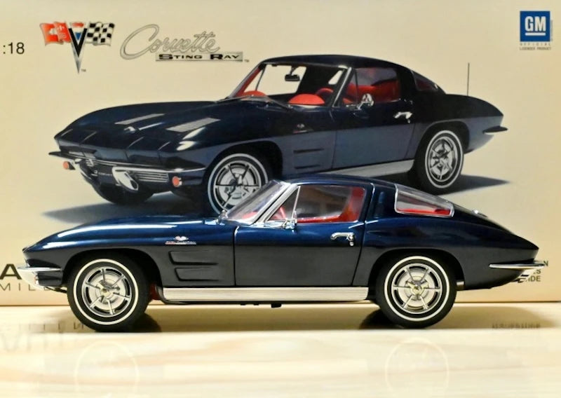 [AutoArt] 1:18 Chevrolet 1963 Corvette C2 Blue Model Car Die-Cast