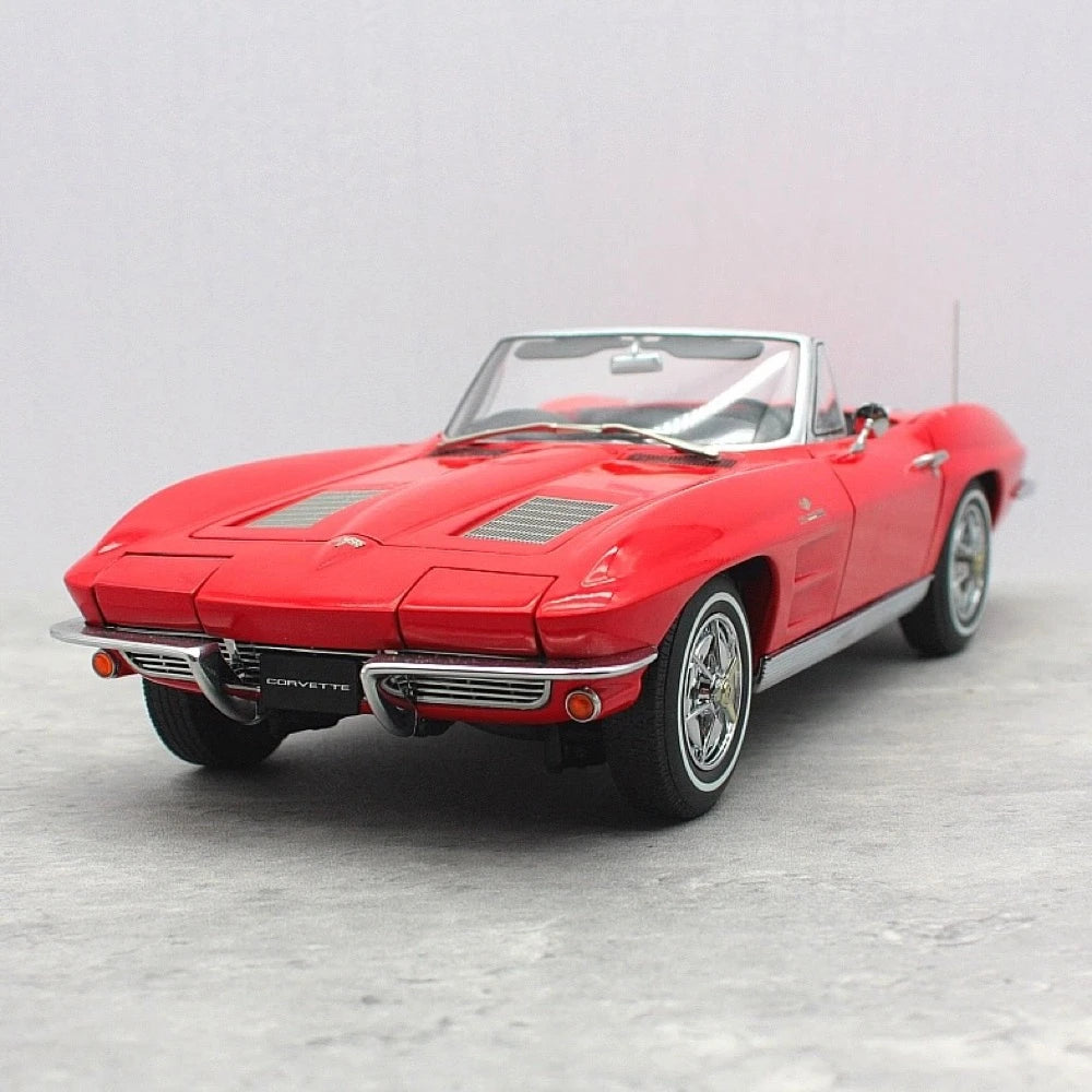 [AutoArt] 1:18 Chevrolet 1963 Corvette C2 Convertible Red Model Car Die-Cast