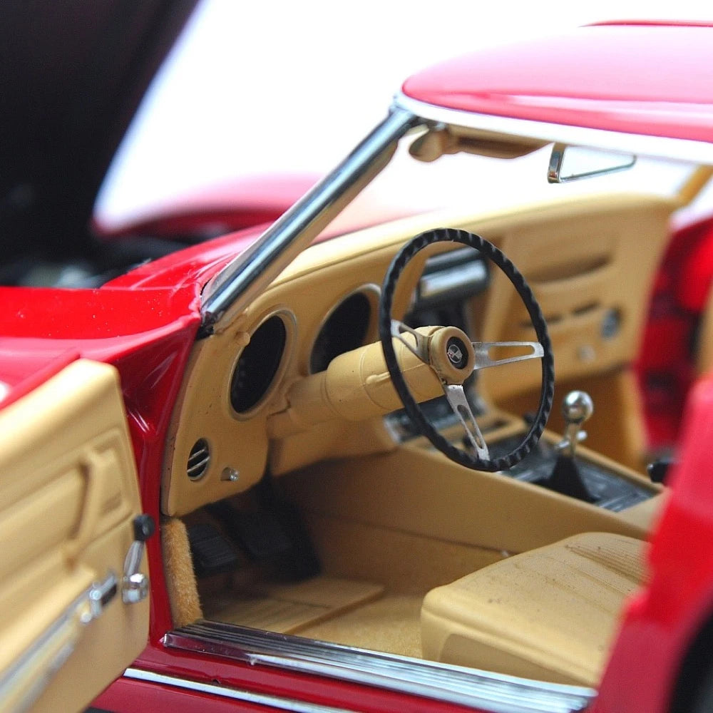 [AutoArt] 1:18 Chevrolet 1970 Corvette C3 rosso modellino di auto Die-Cast