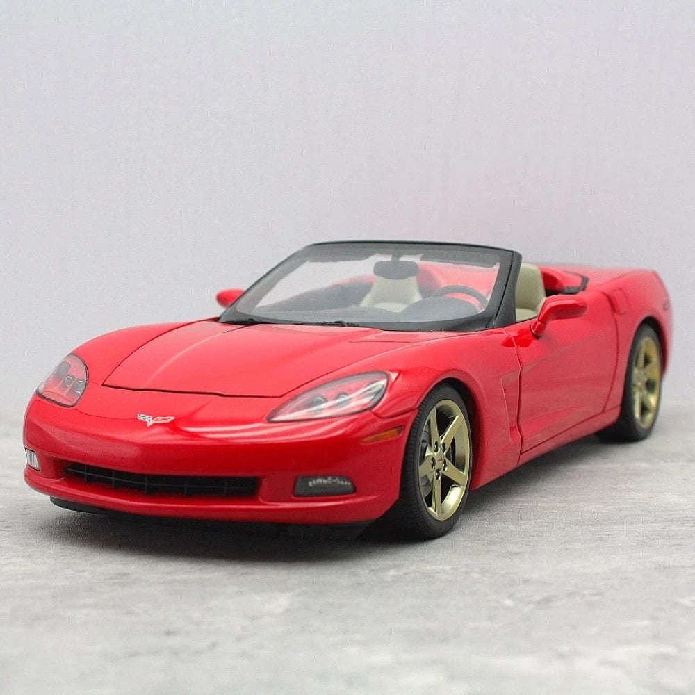 [AutoArt] 1:18 Chevrolet 2005 Corvette C6 Convertible Red Model Car Die-Cast
