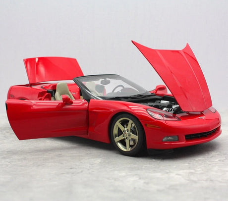 [AutoArt] 1:18 Chevrolet 2005 Corvette C6 Convertible Red Model Car Die-Cast