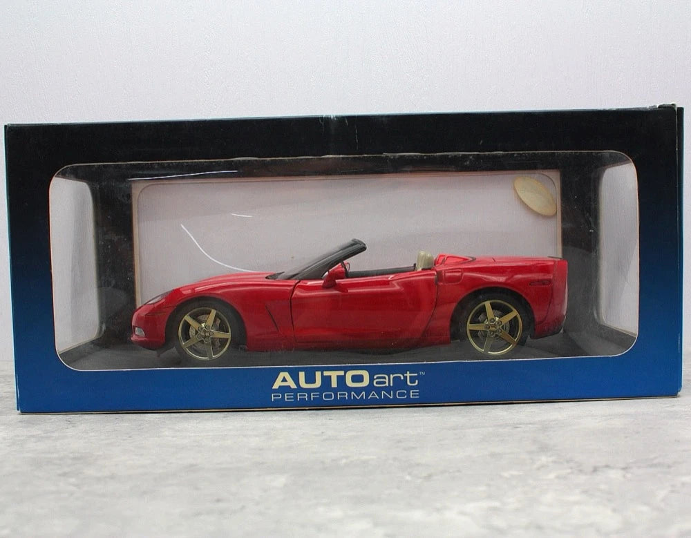 [AutoArt] 1:18 Chevrolet 2005 Corvette C6 Convertible Red Model Car Die-Cast