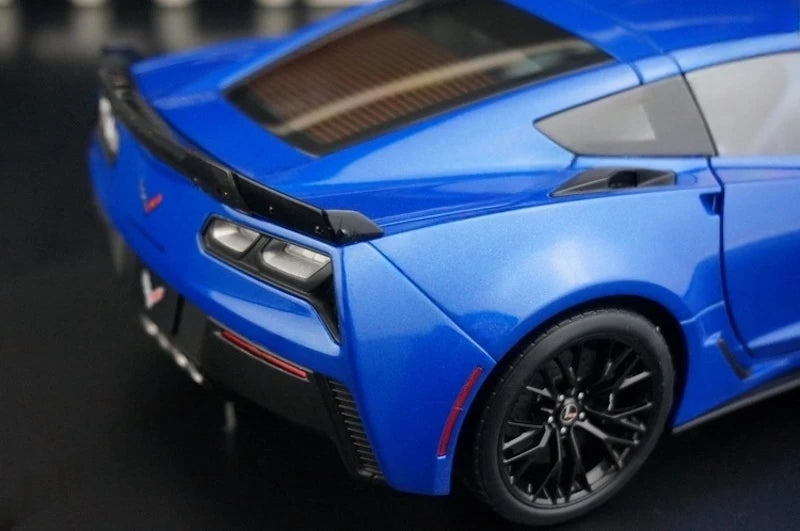 [AutoArt] 1:18 Chevrolet 2015 Corvette C7 Z06 Blue Model Car Die-Cast