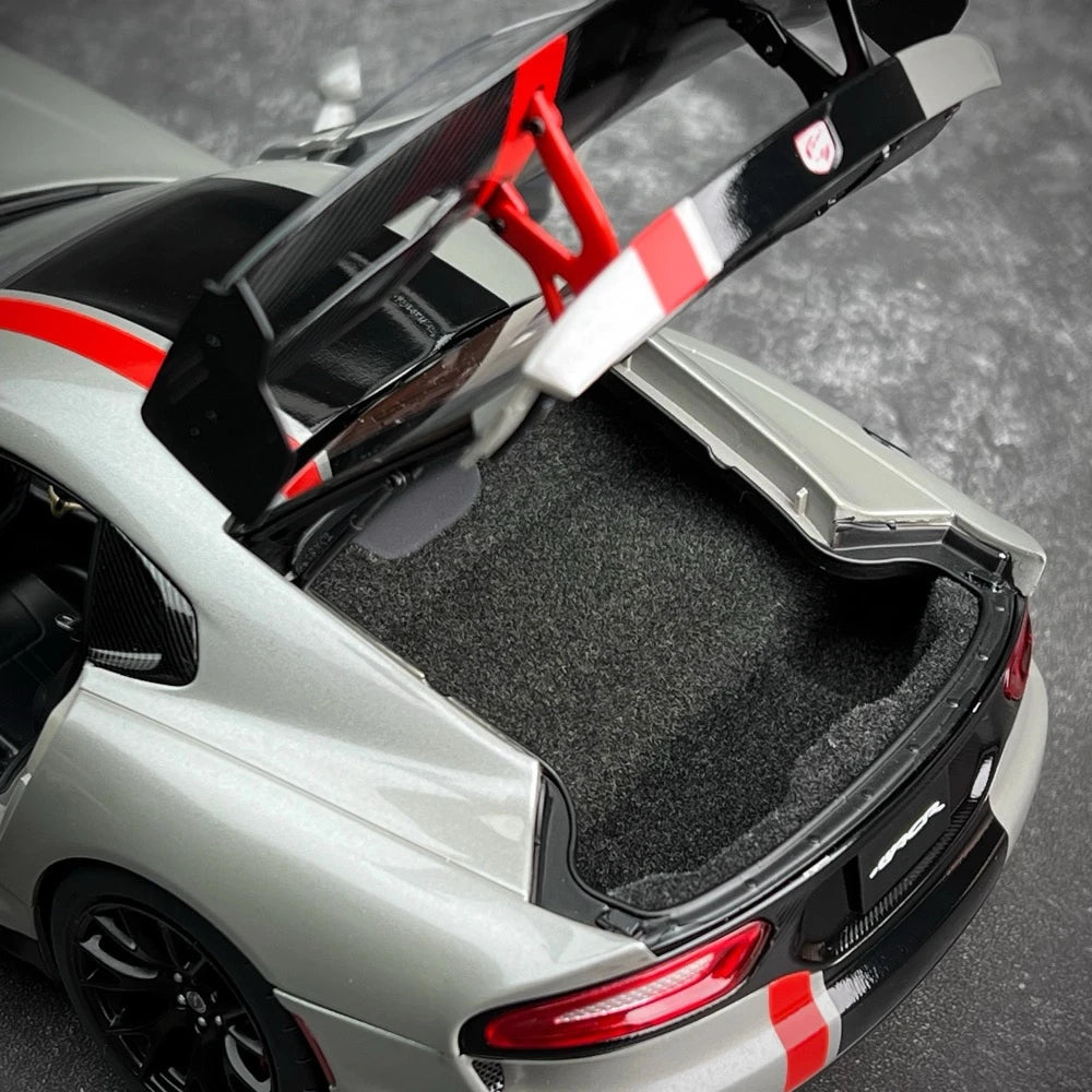 [Autoart] 1:18 Dodge 2017 Viper ACR Silver & Red Model Car Die-Cast