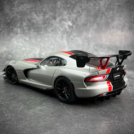 [Autoart] 1:18 Dodge 2017 Viper ACR Silver & Red Model Car Die-Cast