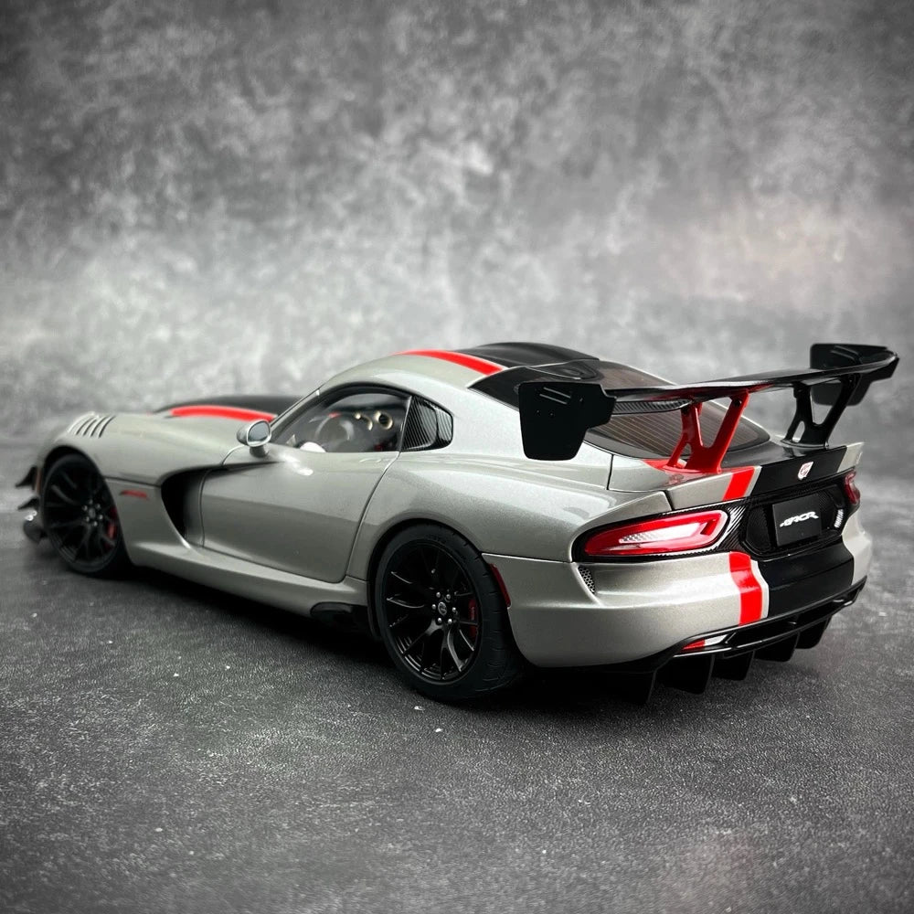 [Autoart] 1:18 Dodge 2017 Viper ACR Silver & Red Model Car Die-Cast