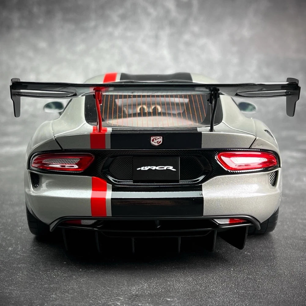 [Autoart] 1:18 Dodge 2017 Viper ACR Silver & Red Model Car Die-Cast