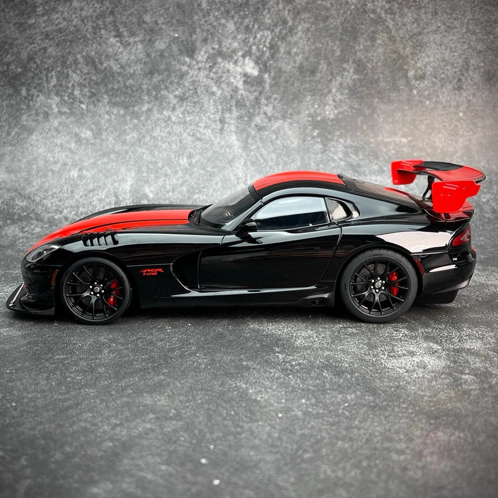 [Autoart] 1:18 Dodge 2017 Viper ACR Black & Red Model Car Die-Cast