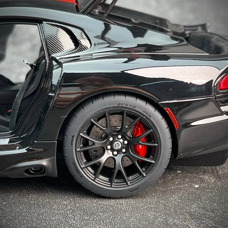 [Autoart] 1:18 Dodge 2017 Viper ACR Black & Red Model Car Die-Cast