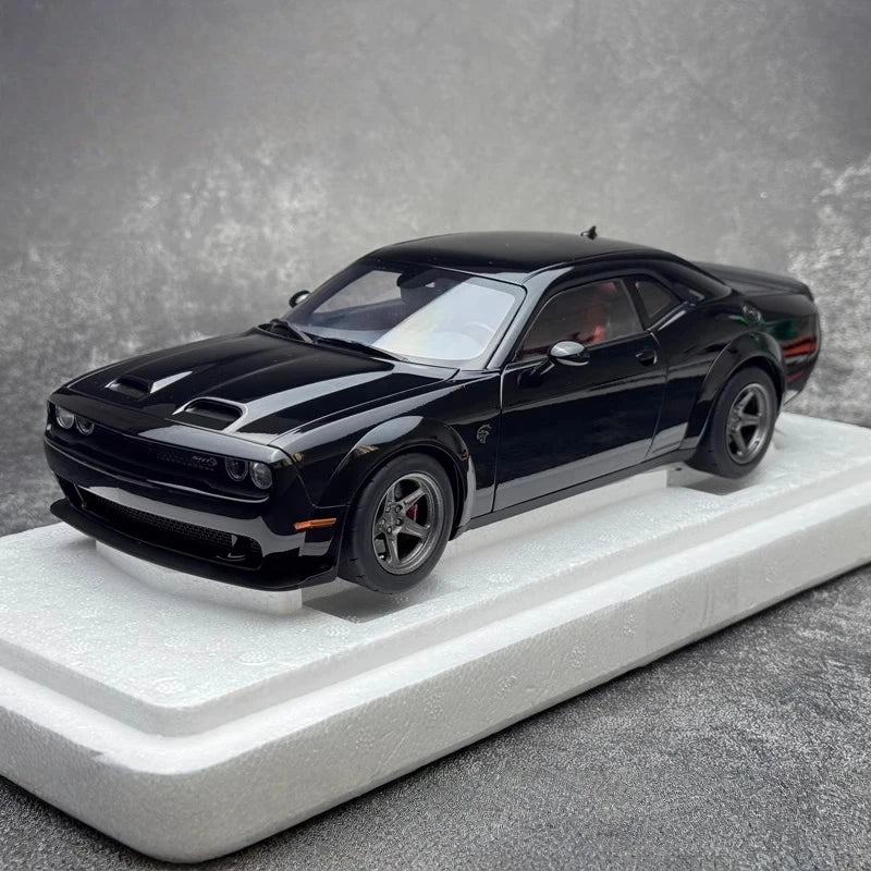 [Autoart] 1:18 Dodge 2022 Challenger SRT Jailbreak Black Model Car Die-Cast
