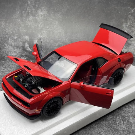[Autoart] 1:18 Dodge 2022 Challenger SRT Jailbreak Red Model Car Die-Cast