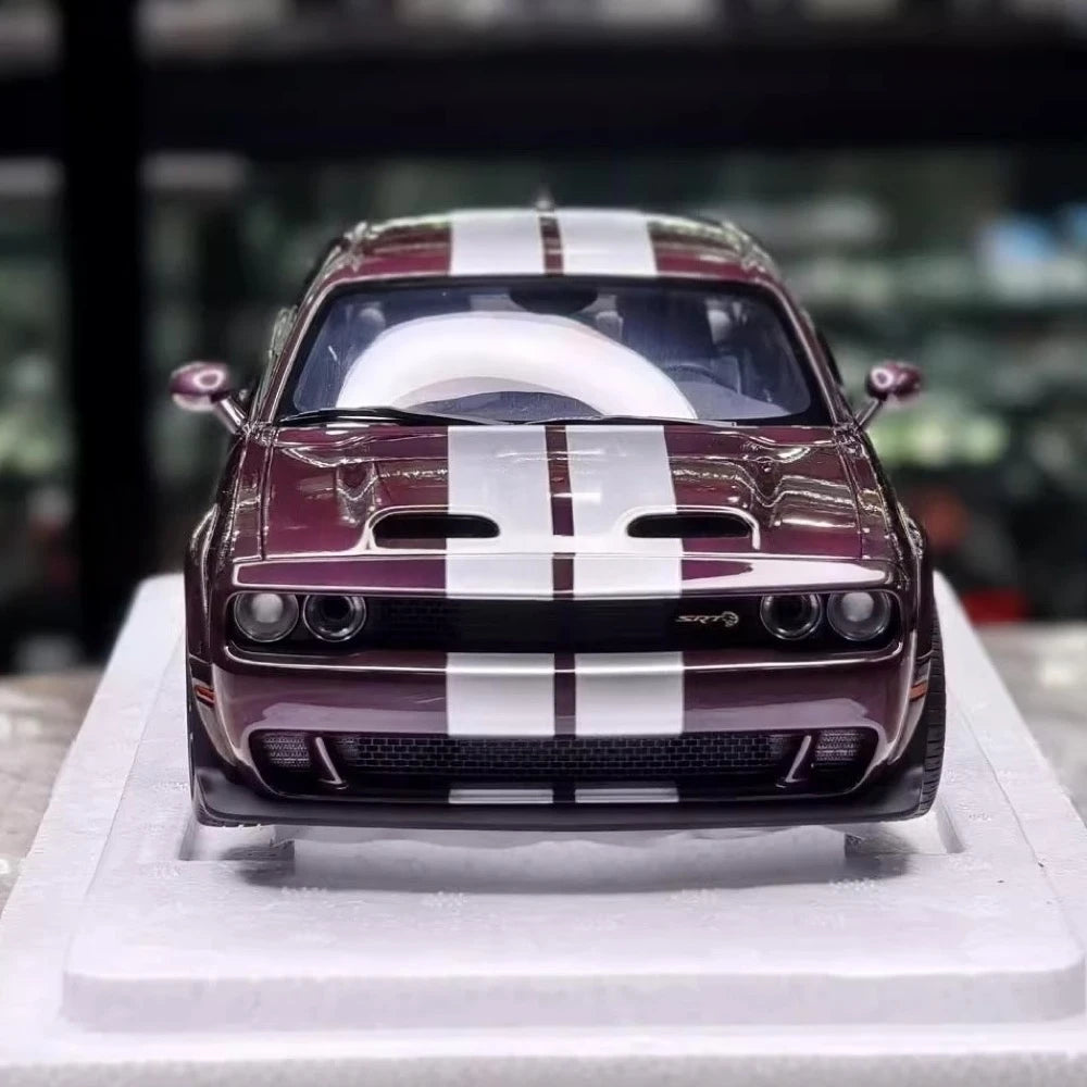 [Autoart] 1:18 Dodge 2022 Challenger SRT Jailbreak Purple Model Car Die-Cast