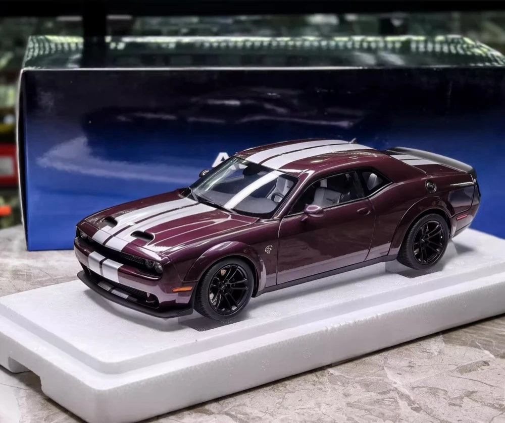 [Autoart] 1:18 Dodge 2022 Challenger SRT Jailbreak Purple Model Car Die-Cast