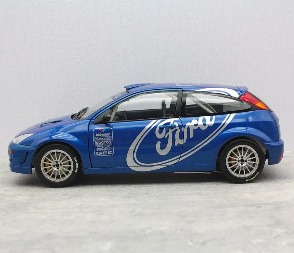 [AutoArt] 1:18 Ford 1999 Focus WRC Model Car Die-Cast