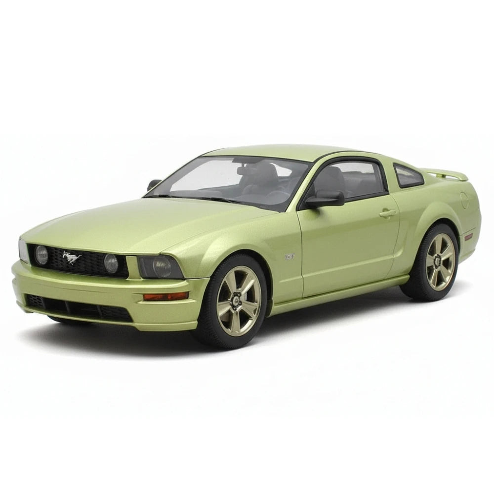 [AutoArt] 1:18 Ford 2005 Mustang GT Green Model Car Die-Cast